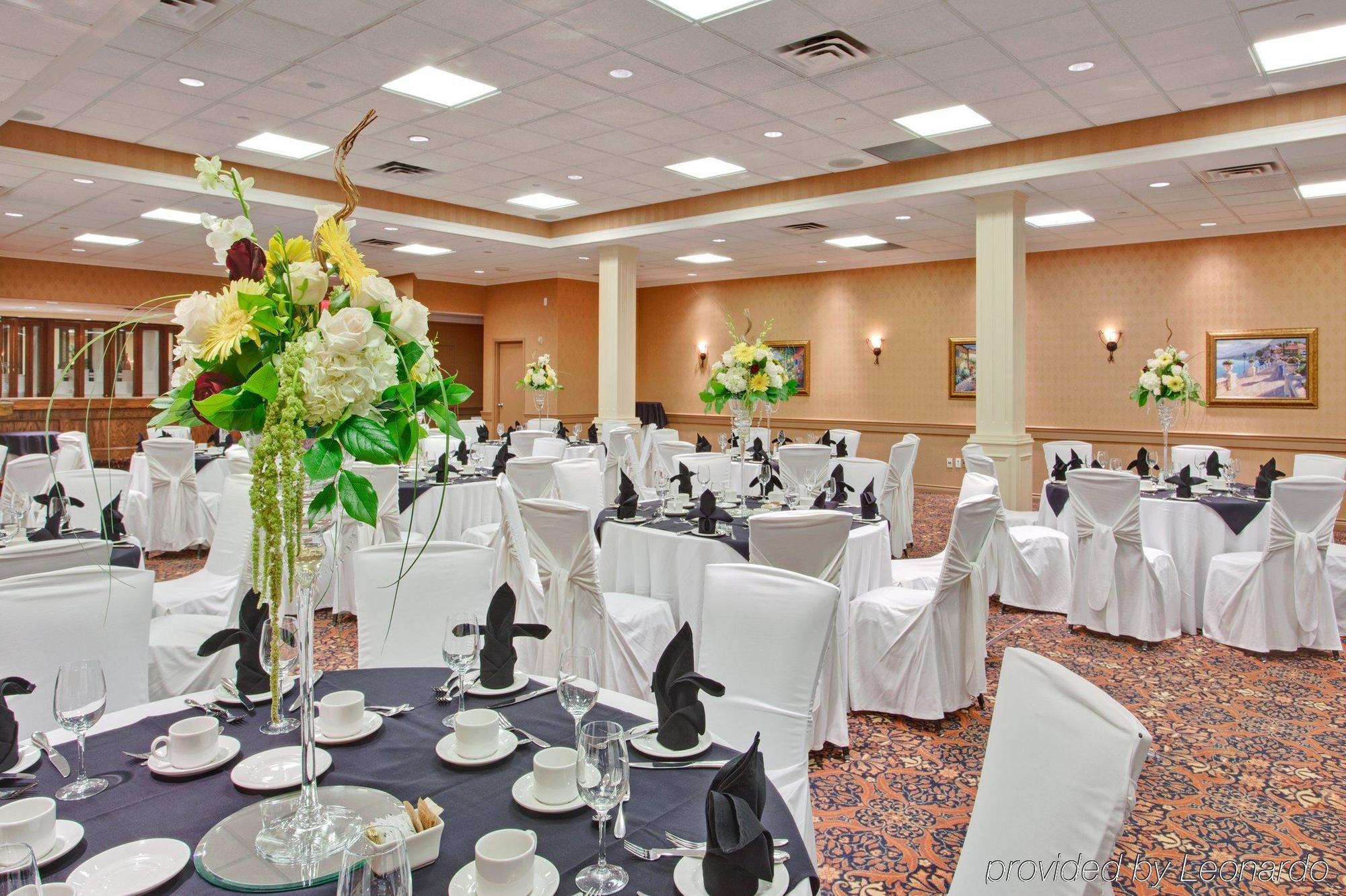 Holiday Inn Toronto - Yorkdale Restaurant foto