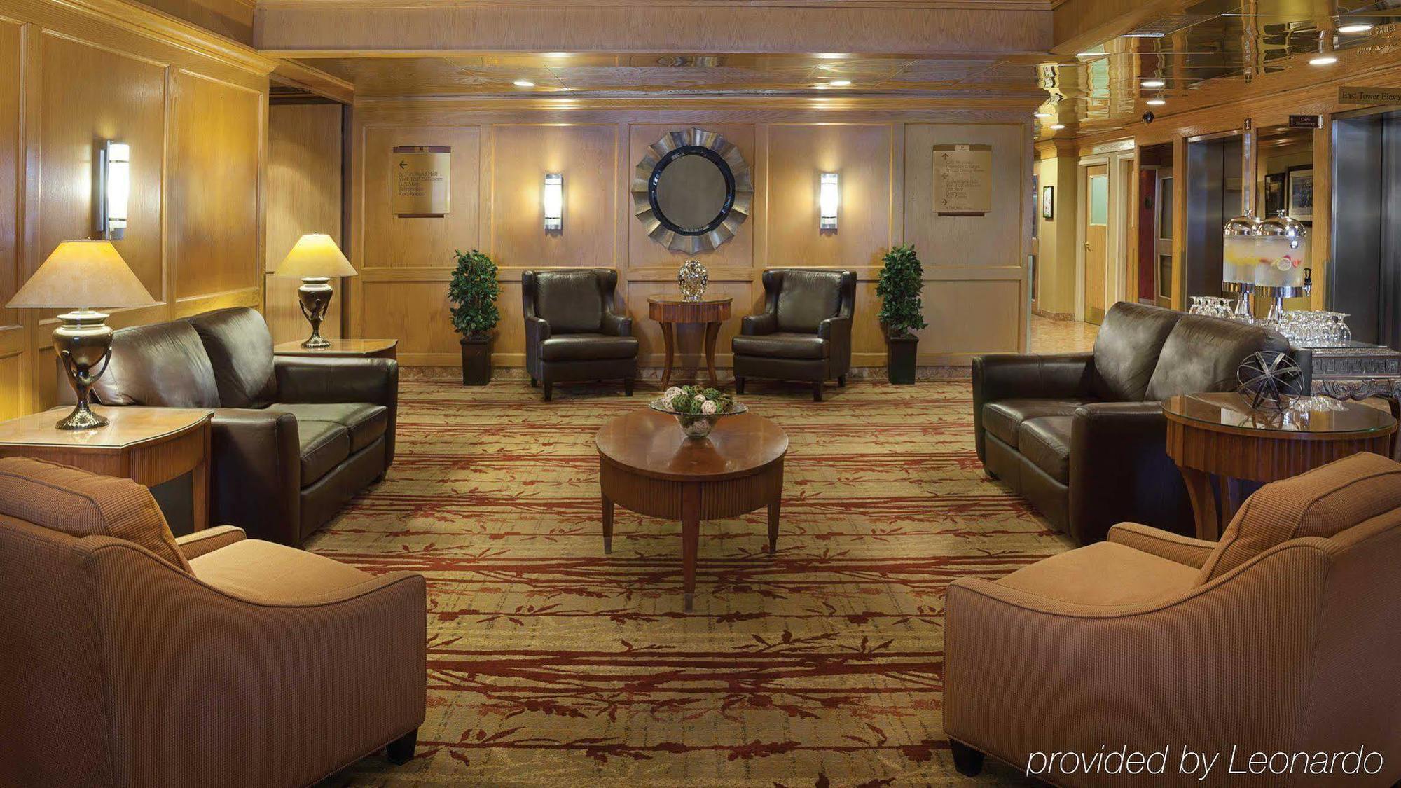 Holiday Inn Toronto - Yorkdale Buitenkant foto