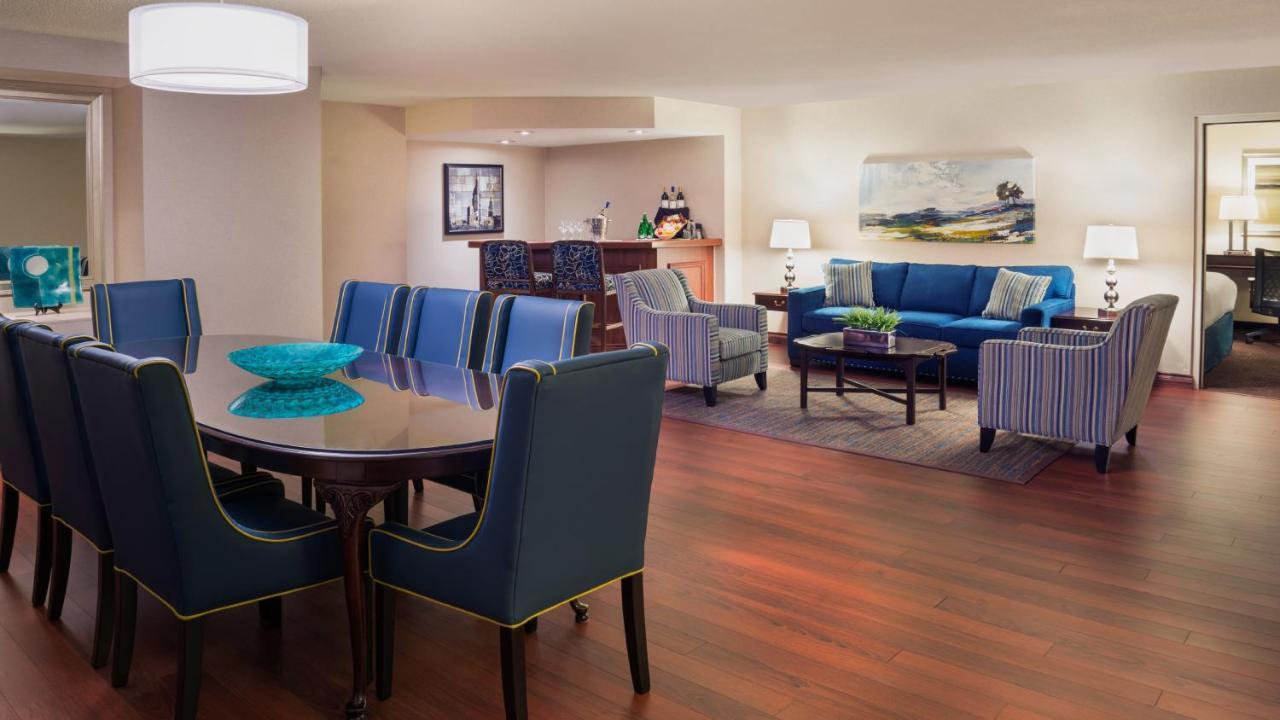 Holiday Inn Toronto - Yorkdale Buitenkant foto