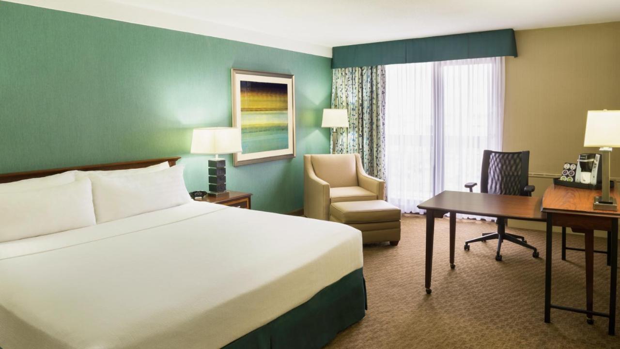 Holiday Inn Toronto - Yorkdale Buitenkant foto