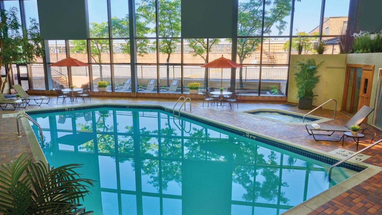 Holiday Inn Toronto - Yorkdale Buitenkant foto